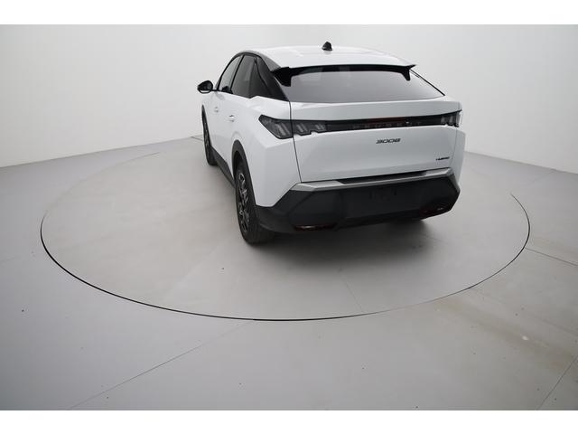 Peugeot 3008 image 3