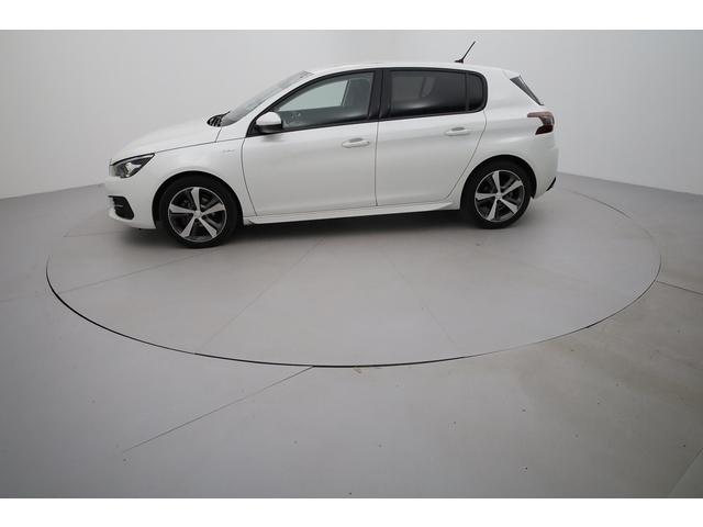 Peugeot 308 image 9