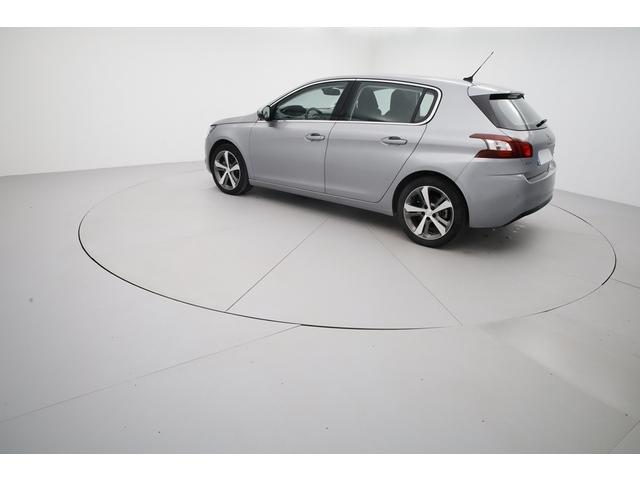 Peugeot 308 image 3
