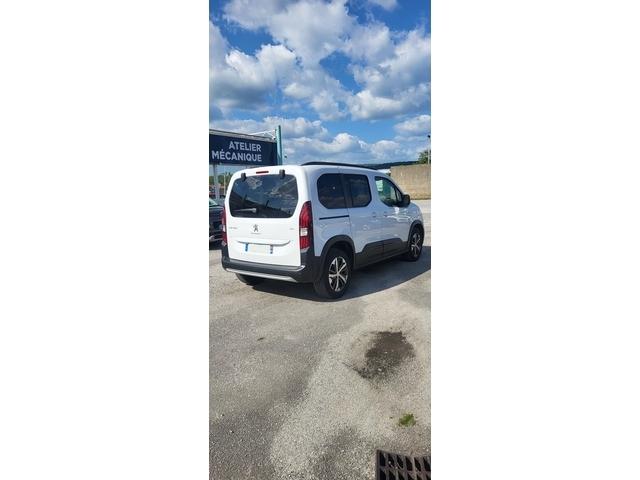 Peugeot Rifter image 3