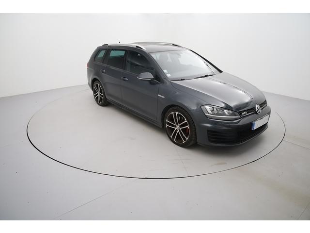 Volkswagen Golf Sw image 9