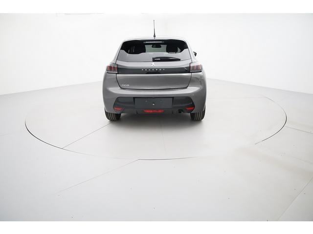 Peugeot 208 image 3