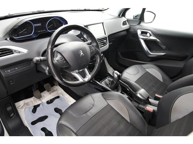 Peugeot 2008 image 7