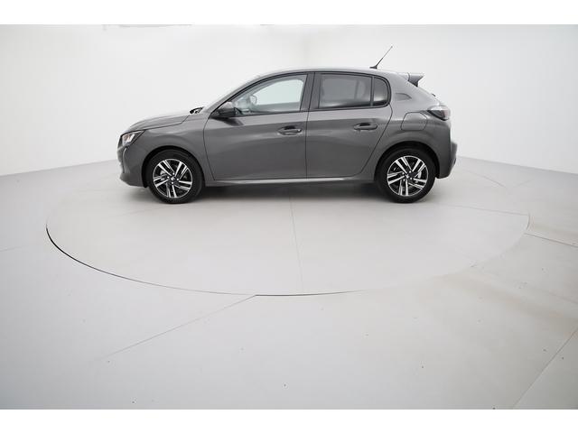 Peugeot 208 image 8