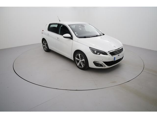 Peugeot 308 image 2