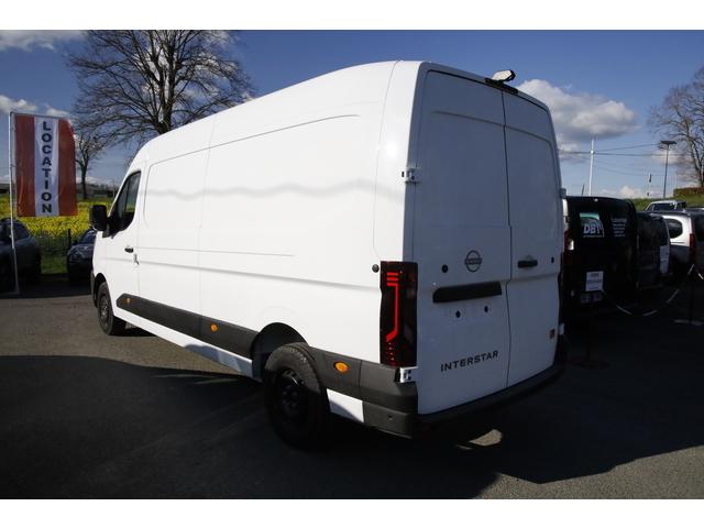 Nissan Interstar image 2