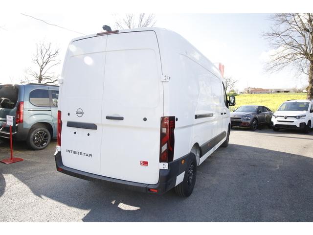 Nissan Interstar image 8