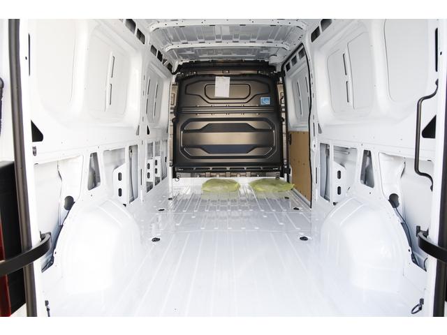 Nissan Interstar image 3