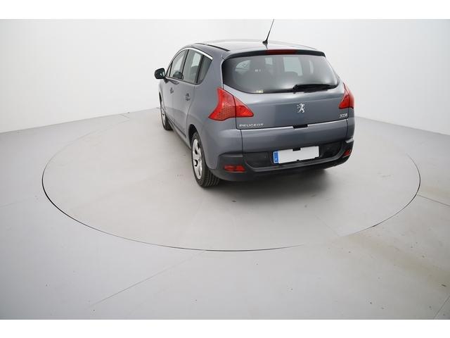 Peugeot 3008 image 3