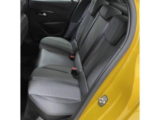 Peugeot 208 image 5