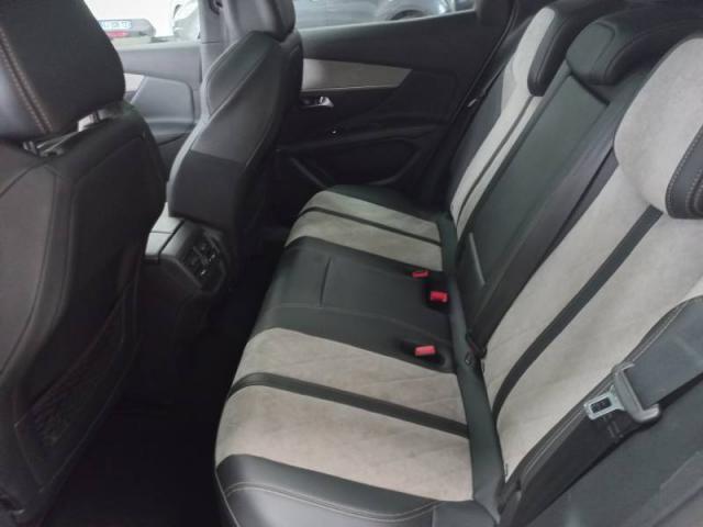 Peugeot 3008 image 2