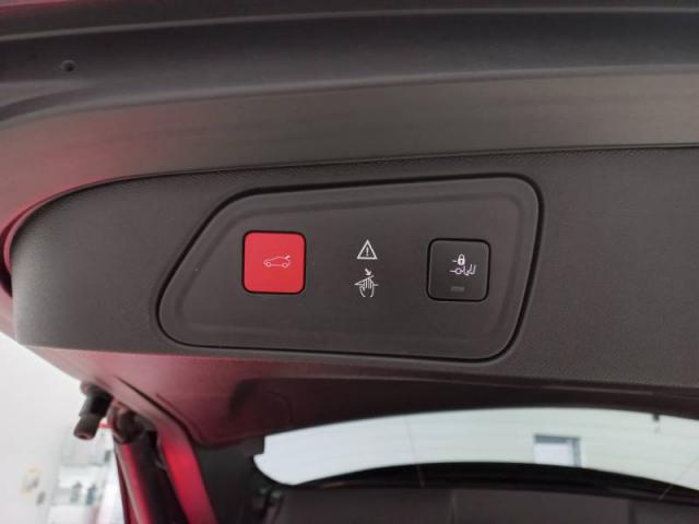 Peugeot 3008 image 6