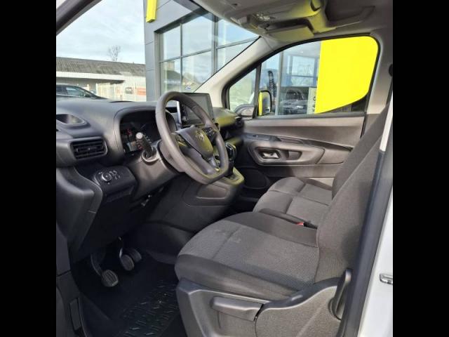 Opel Combo image 2