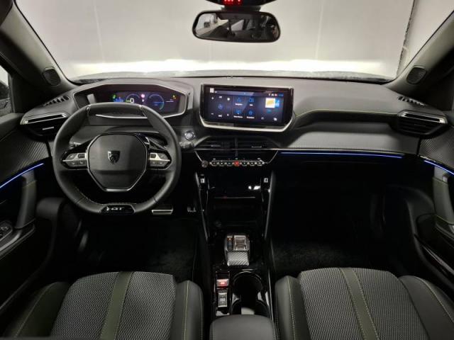 Peugeot 2008 image 4