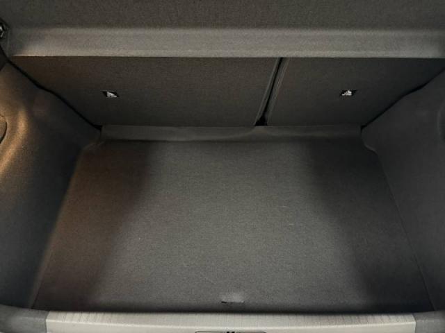 Peugeot 208 image 3