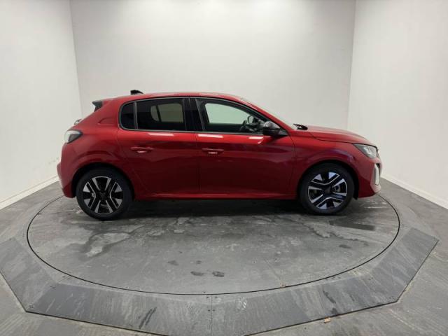 Peugeot 208 image 9