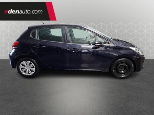 Peugeot 208 image 7