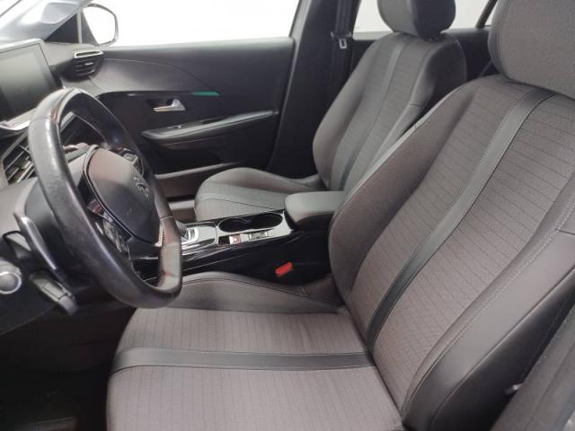 Peugeot 208 image 3
