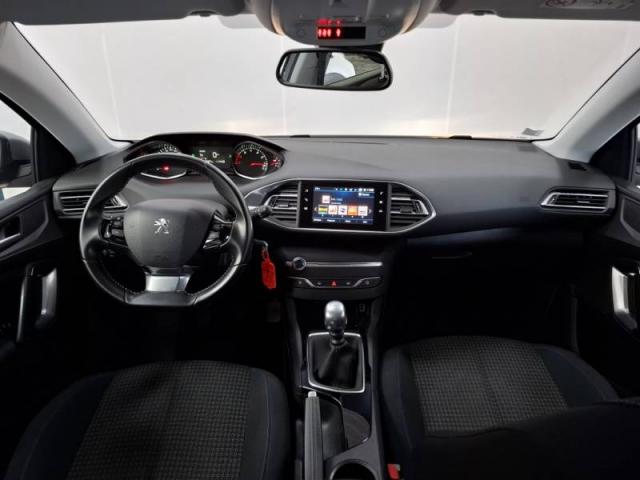 Peugeot 308 image 6