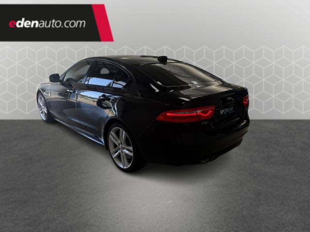 Jaguar Xe image 9
