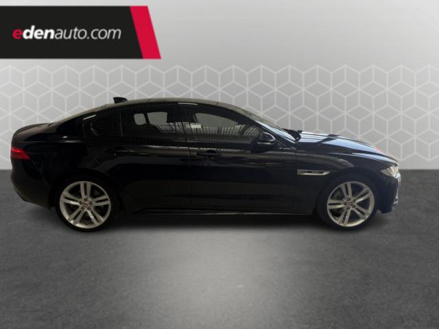 Jaguar Xe image 5