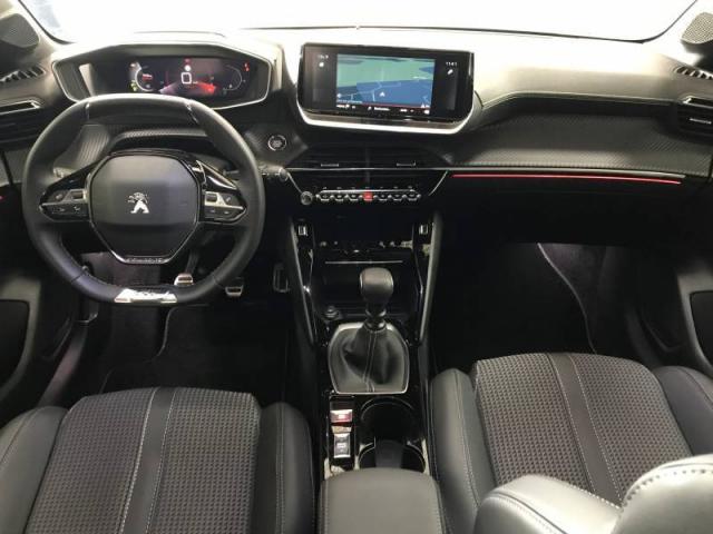 Peugeot 208 image 7
