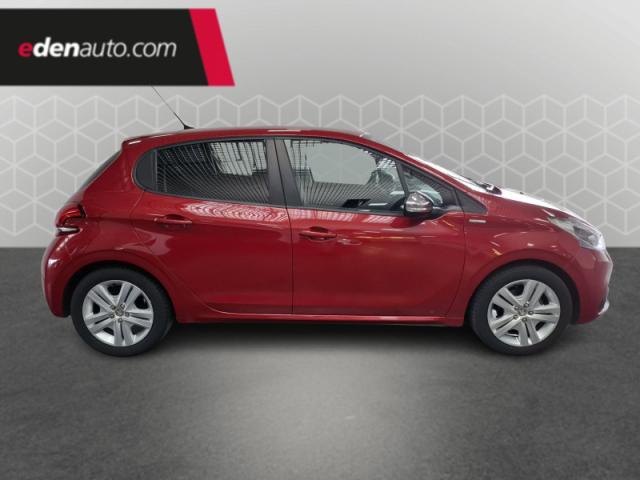 Peugeot 208 image 7