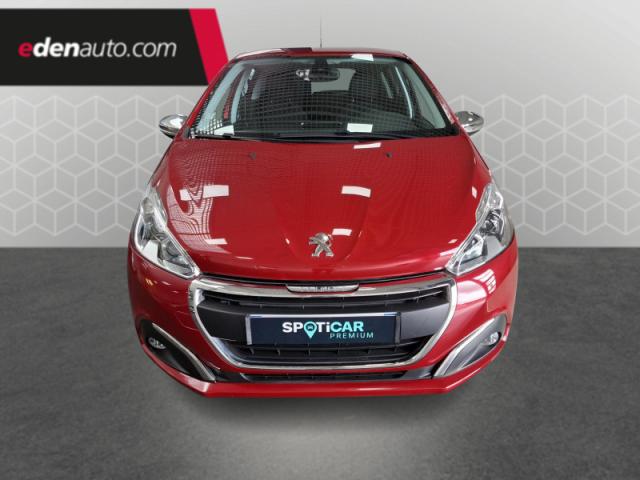 Peugeot 208 image 1