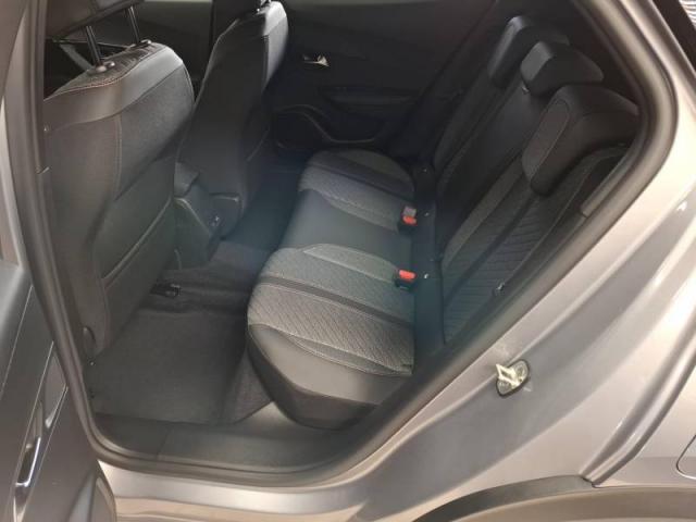Peugeot 2008 image 4