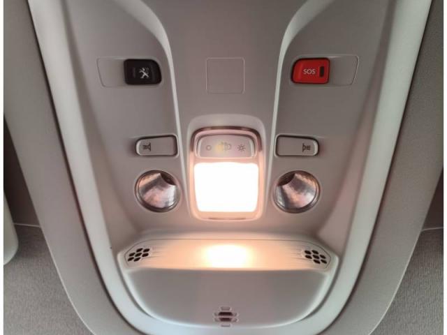 Peugeot Partner image 8