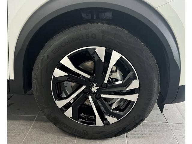 Peugeot 2008 image 9