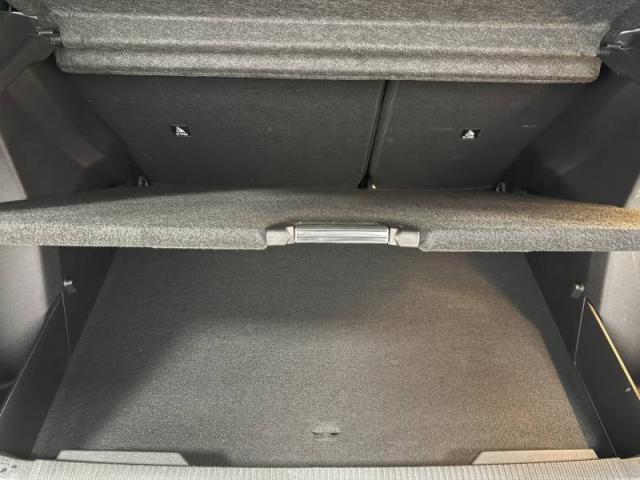 Peugeot 2008 image 2