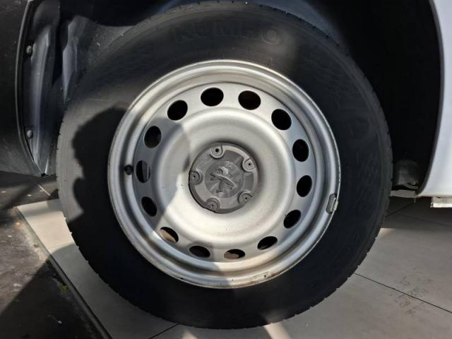 Peugeot Partner image 8