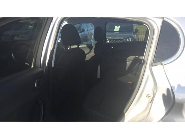 Peugeot 208 image 4