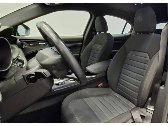 Alfa Romeo Stelvio image 3
