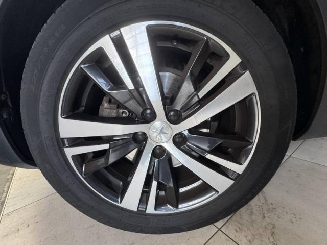 Peugeot 3008 image 1