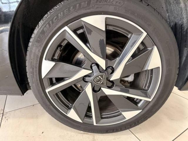 Peugeot 308 image 8