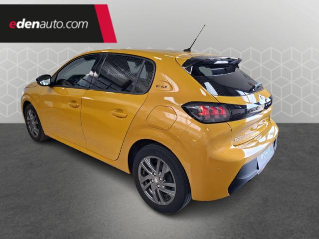 Peugeot 208 image 7