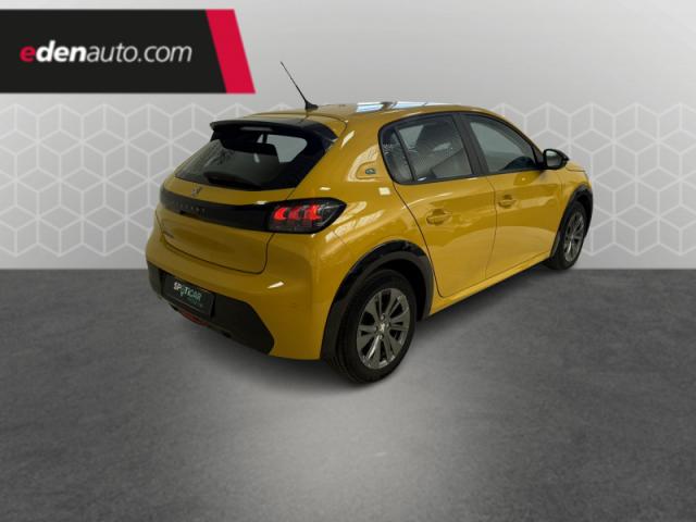 Peugeot 208 image 8