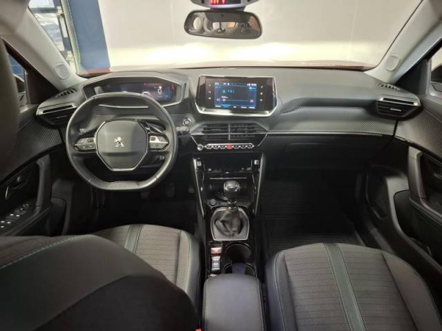 Peugeot 2008 image 5