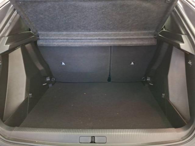 Peugeot 2008 image 3