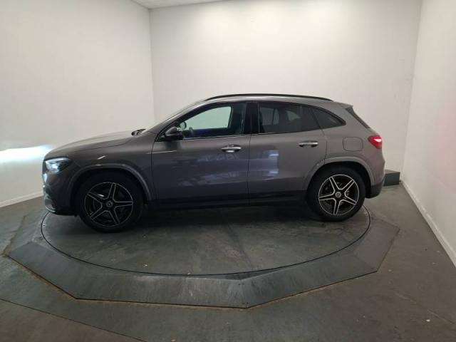 Mercedes Benz Gla image 1