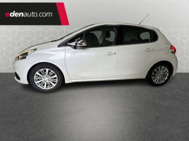 Peugeot 208 image 9