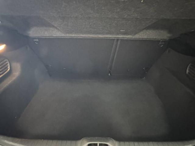 Peugeot 208 image 3
