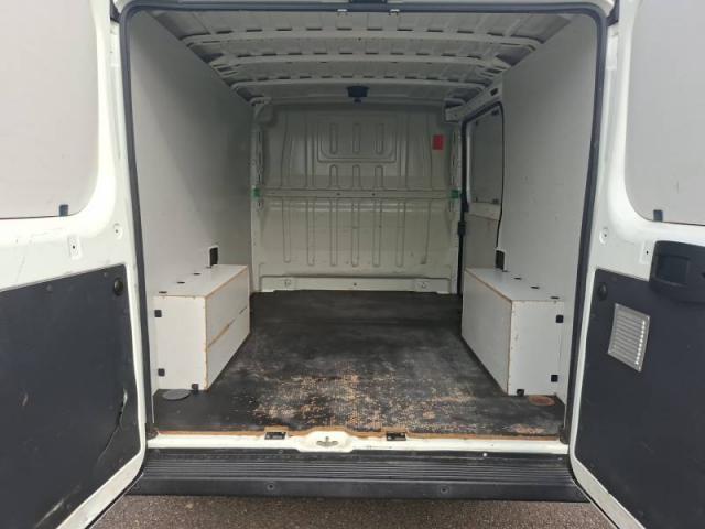 Peugeot Boxer image 3