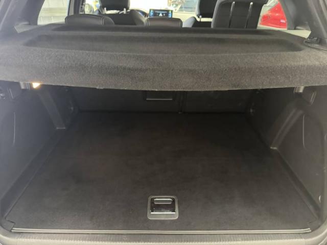 Peugeot 3008 image 2