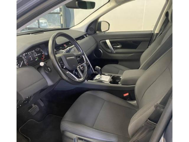 Land Rover Discovery Sport image 8