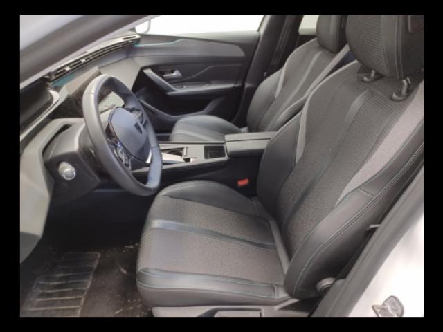 Peugeot 308 image 1