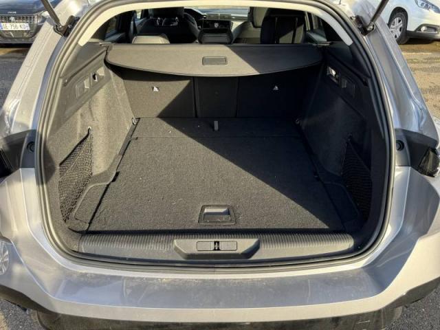 Peugeot 308 image 9
