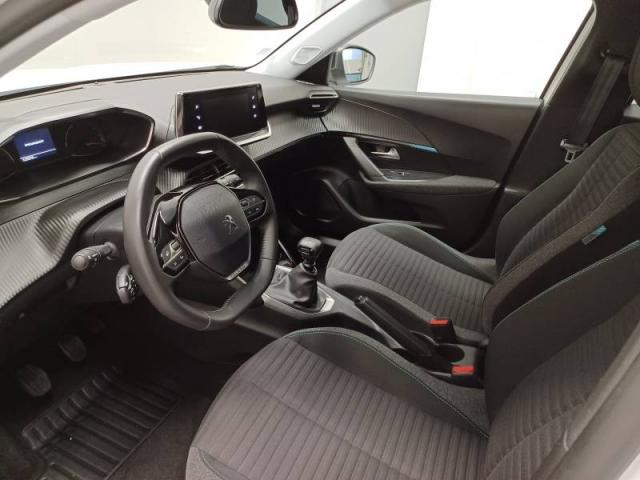 Peugeot 2008 image 9